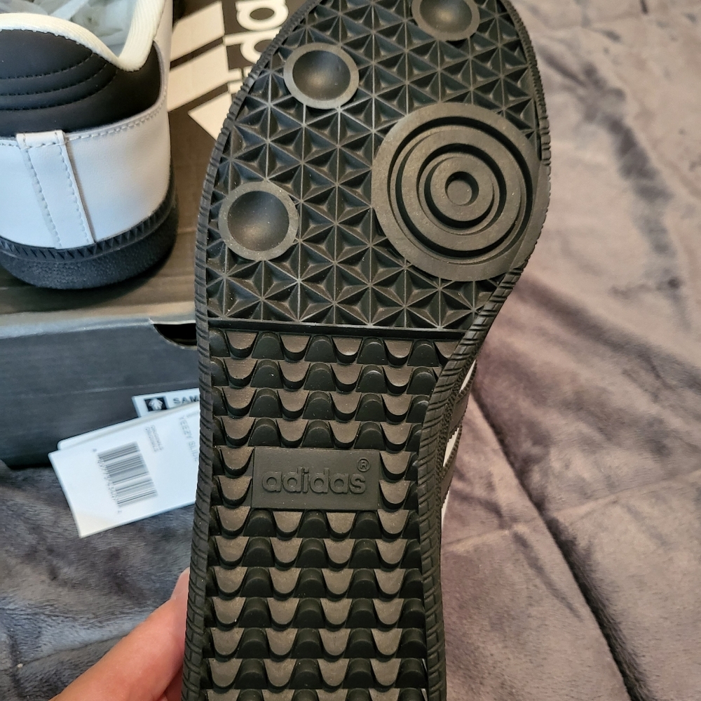 **SOLD ** Adidas Samba Classic White Women 6/Men/Youth 4.5 - Picture 8 of 14